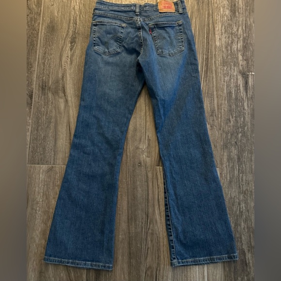 Women's Levi's 519 Flare Jeans - Picture 4 of 6